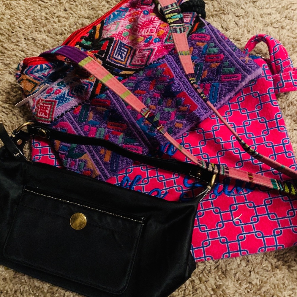 Bundle of small totes
